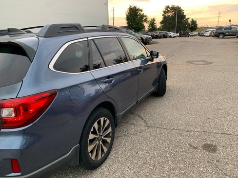 Used 2017 Subaru Outback 2.5i Limited AWD/4WD image 5