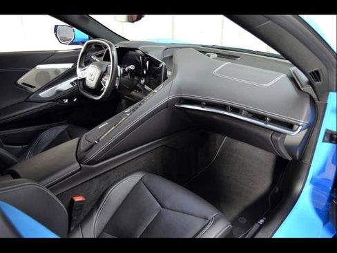 Used 2022 Chevrolet Corvette Stingray Preferred Cpe w/ Z51 Performance Package image 24
