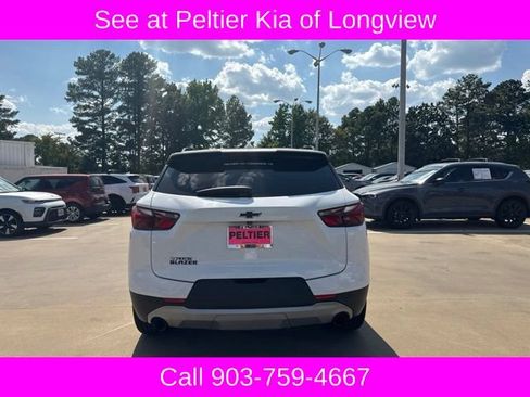Used 2022 Chevrolet Blazer LT w/ Redline Edition FWD image 4
