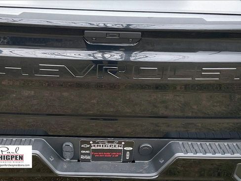 Used 2021 Chevrolet Silverado 1500 RST image 8