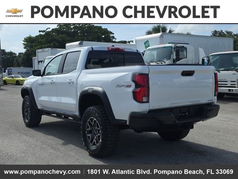 New 2026 Chevrolet Colorado ZR2 w/ Technology Package AWD/4WD image 3