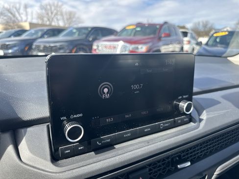 Certified 2025 Honda Accord SE image 27