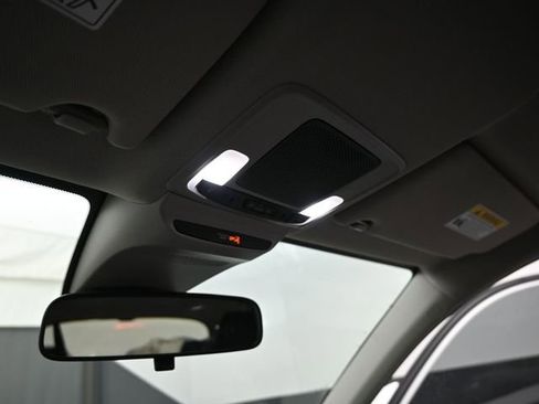 New 2026 Honda HR-V LX image 9