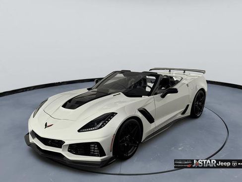 Used 2019 Chevrolet Corvette ZR1 RWD image 1