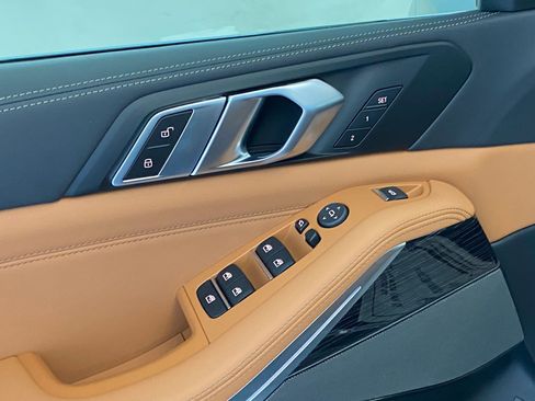 New 2026 BMW X5 xDrive50e w/ M Sport Package image 23