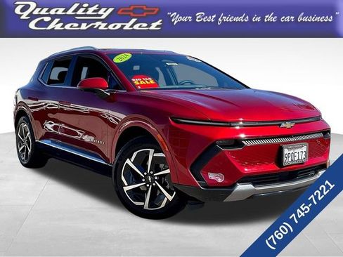 Certified 2024 Chevrolet Equinox EV LT FWD image 1