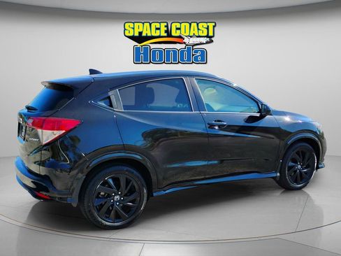 Used 2021 Honda HR-V Sport image 9