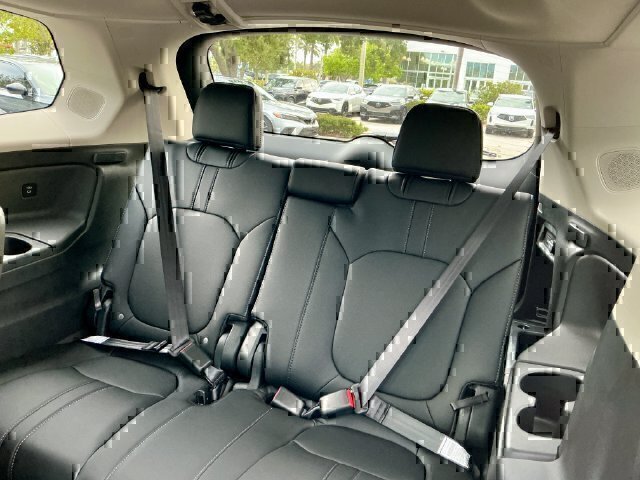 New 2026 Honda Pilot Touring image 11