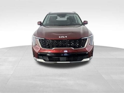 Certified 2025 Kia Sorento EX w/ Panoramic Sunroof Package FWD image 3