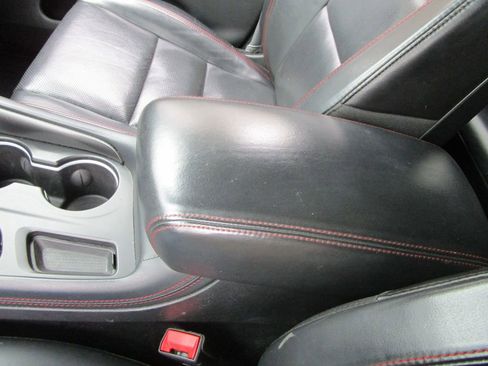 Used 2024 Dodge Durango GT image 39