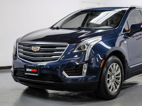 Used 2018 Cadillac XT5 Luxury w/ Driver Awareness Package image 8