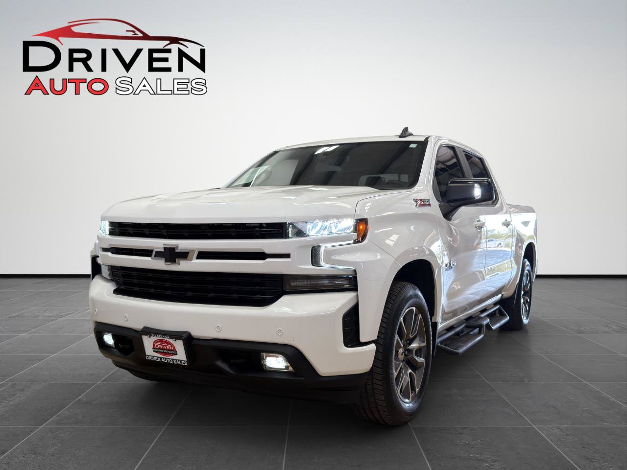 Used 2020 Chevrolet Silverado 1500 RST AWD/4WD image 3