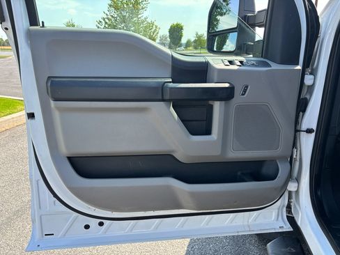 Used 2019 Ford F350 XL w/ Power Equipment Group AWD/4WD image 15