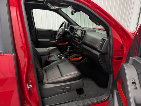 Used 2025 Nissan Frontier PRO-4X w/ Pro Premium Package AWD/4WD image 30