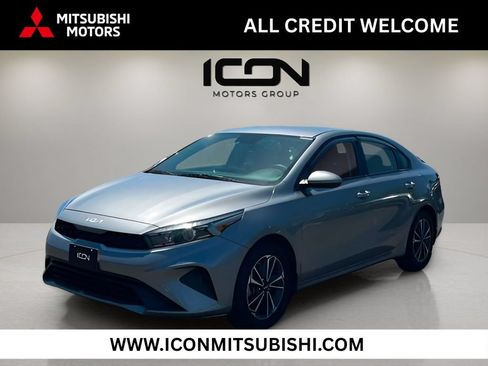 Used 2024 Kia Forte LXS FWD image 1