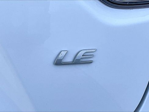 Used 2024 Toyota Corolla LE image 8