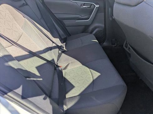 Used 2024 Toyota RAV4 XLE image 18