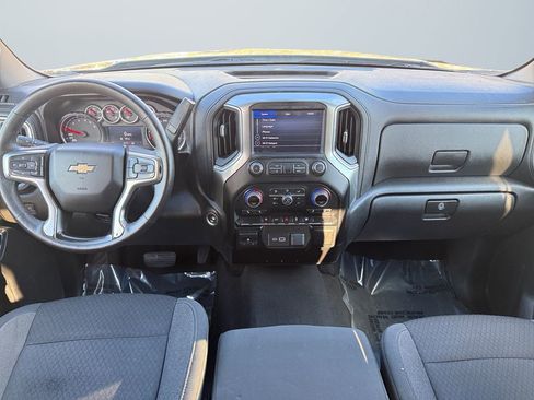 Used 2021 Chevrolet Silverado 1500 LT image 10
