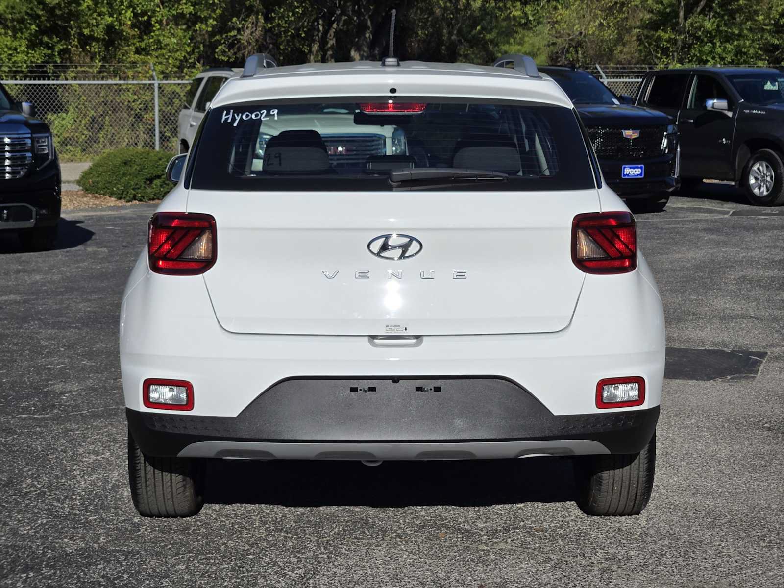 Certified 2026 Hyundai Venue SEL FWD image 5