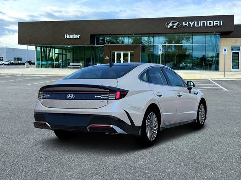 New 2026 Hyundai Sonata SEL FWD image 7