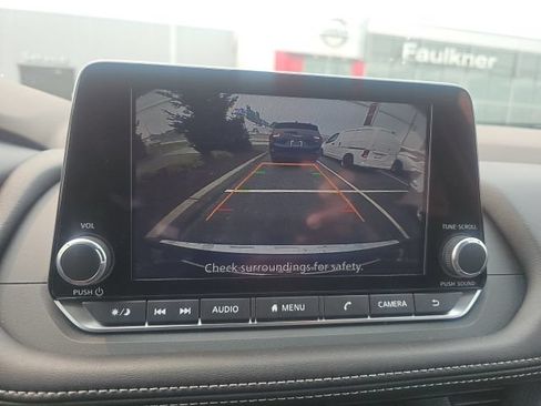 Used 2023 Nissan Rogue SV w/ SV Premium B Package AWD/4WD image 16