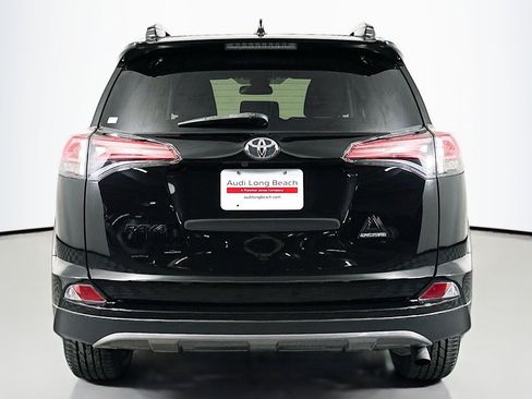 Used 2018 Toyota RAV4 Adventure image 3
