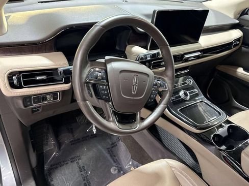 Certified 2023 Lincoln Nautilus Reserve AWD/4WD image 11