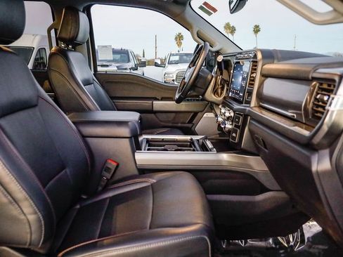 Used 2024 Ford F250 Lariat image 16