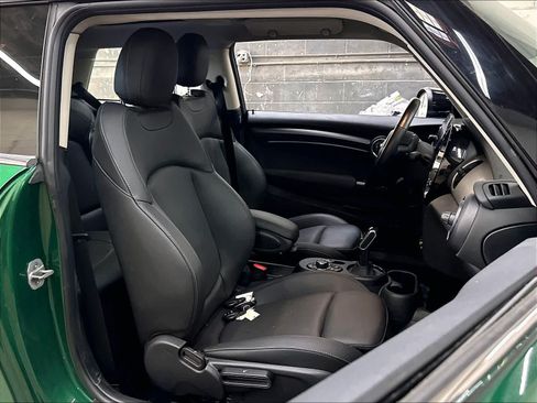 Used 2024 MINI Cooper SE FWD image 10