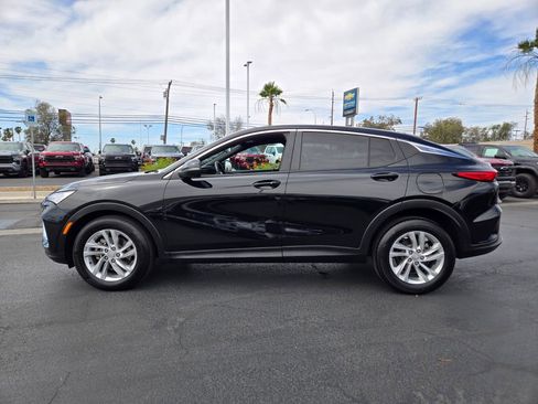 Used 2024 Buick Envista Preferred w/ Convenience I Package FWD image 3