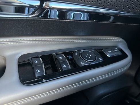 New 2026 Lincoln Corsair Premiere image 17