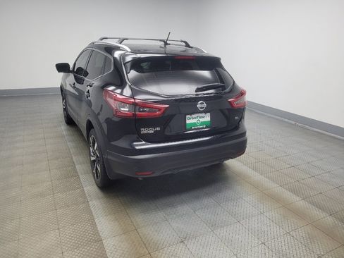 Used 2020 Nissan Rogue Sport SL FWD image 5