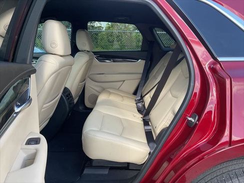 Used 2017 Cadillac XT5 FWD w/ LPO, Wheel Lock Package image 13