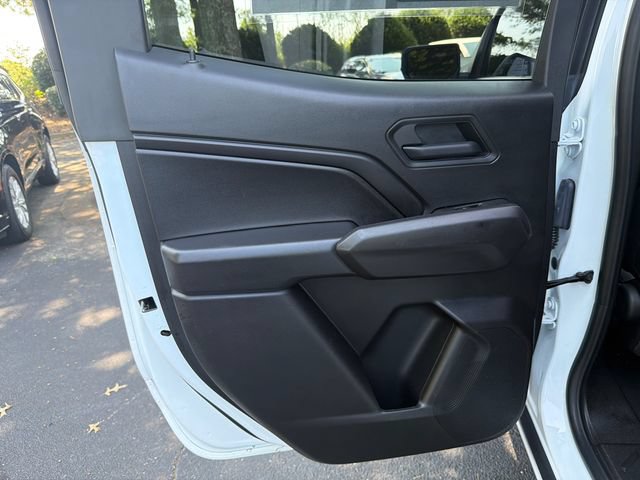 Used 2025 Chevrolet Colorado W/T w/ Advanced Trailering Package RWD image 21