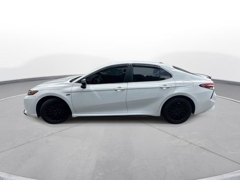 Used 2020 Toyota Camry SE FWD image 26