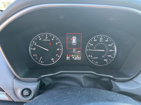 Used 2024 Subaru Outback Limited image 11