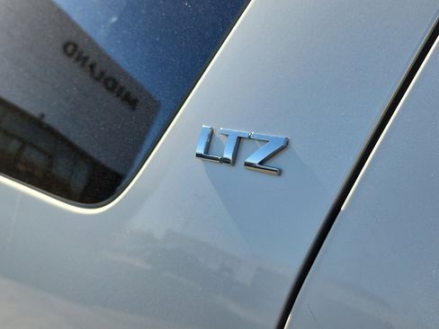 Used 2014 Chevrolet Tahoe LTZ image 10