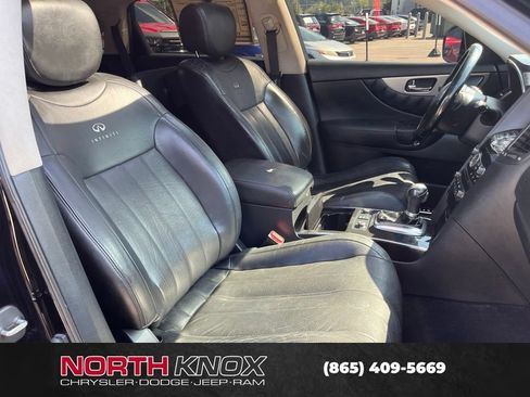 Used 2013 INFINITI FX37 2WD w/ Premium Pkg image 12
