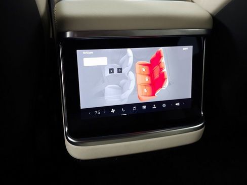 Used 2022 Tesla Model S Base image 36