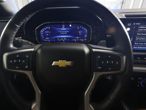 Used 2022 Chevrolet Silverado 1500 LTZ w/ Technology Package AWD/4WD image 18