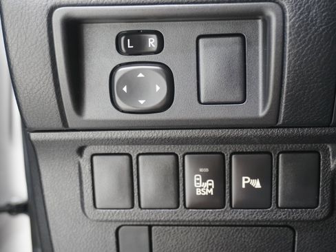 Used 2013 Lexus ES 300h w/ Luxury Pkg FWD image 27