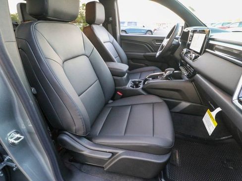 New 2026 GMC Canyon Elevation w/ Convenience Package image 23