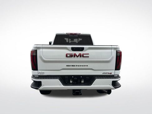 New 2026 GMC Sierra 2500 AT4 w/ AT4 Preferred Package AWD/4WD image 5