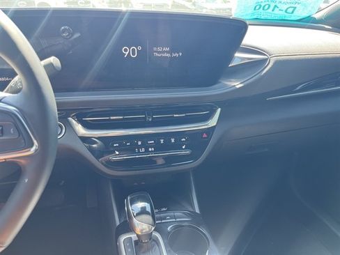 Used 2024 Buick Envista Avenir FWD image 18