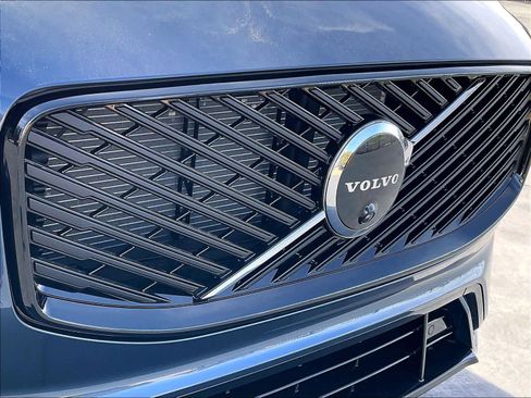 New 2026 Volvo XC60 T8 Ultra w/ Protection Package Premier image 33