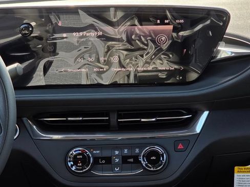 New 2026 Buick Envista Sport Touring w/ Convenience II Package FWD image 8