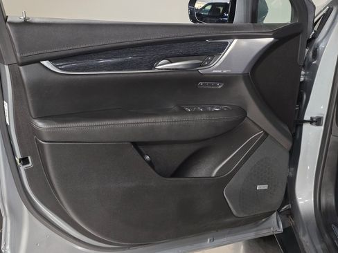 Used 2023 Cadillac XT5 Premium Luxury image 18