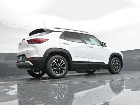 New 2026 Chevrolet TrailBlazer LT w/ Convenience Package image 13