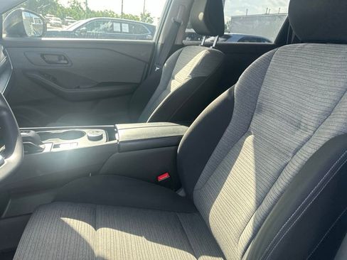 Used 2021 Nissan Rogue S AWD/4WD image 7