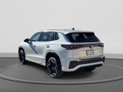 New 2026 Volkswagen Tiguan SEL R-Line